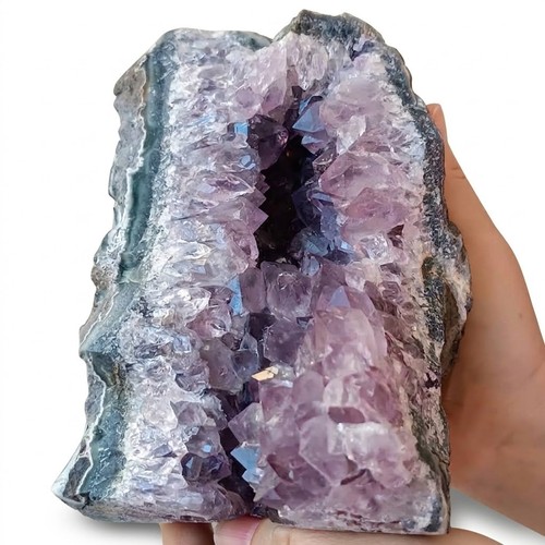 Amethyst druse xxl 908 kg - amethyst,