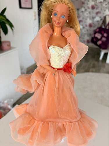 Barbie peaches cream - barbie, n