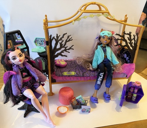 Monster high creepover - monster,
