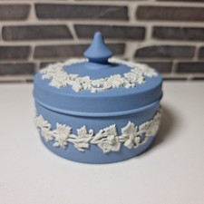 Wedgewood Jasperware Dose