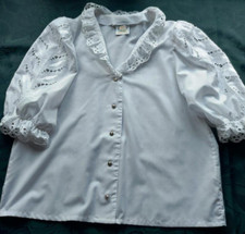 Trachten/Dirndlbluse, weiß Baumwollmischung, schöne Spitzen Stickerei, Gr.42