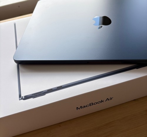 Apple macbook air laptop - air,