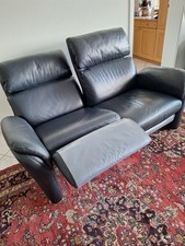 Ledercouch 2-Sitzer Tiefes Dunkelblau. Fast schwarz!