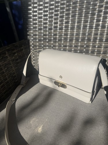 Original aigner umhängetasche - original,