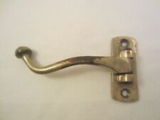 VINTAGE NE KLEIDER KLAPP HAKEN 1 I EIN ARM BEWEGLICH MESSING WAND AUFHÄNGER ALT