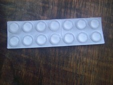 14 Elastikpuffer selbstklebend