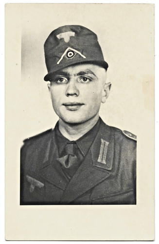 Org foto portrait wh - org.foto/pk,,