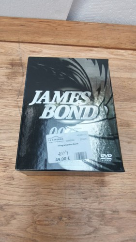 James bond 007 - james, box