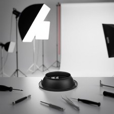Durable Bowens Mount Adapter