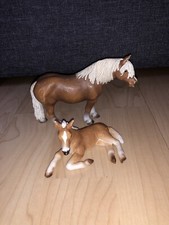 2 Schleich Figuren Pferde
