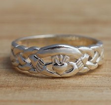 925 Sterling Silber irischer keltischer Claddagh Bandring I-T Größen keltischer Schmuck