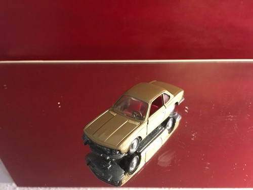 Bmw 2800 goldmetallic - 2800, cs
