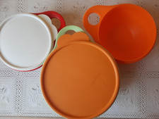 Tupperware * 3  X Maximilian