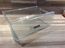 Miele Kühlschrank  KDN 9713 i - 1   1 Gefrierschublade unten ca. 41 x 30 cm