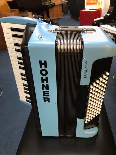 Hohner bravo bass - hohner, bass,
