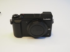 Panasonic LUMIX GX80 16.0MP Digitalkamera - Schwarz + Griff DMW-HGR, Top Zustand