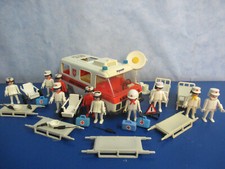 3237 3254 3238 KLICKY Ambulance Rollstuhl Krankenhaus Figuren  Playmobil 5251