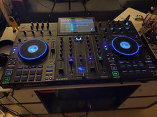 Denon DJ Prime 4+ Plus Stand Alone DJ Controller Neuwertig inkl. Decksaver