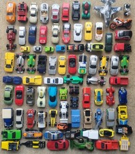 84 MODELLAUTOS POSTEN SAMMLUNG WELLY MAISTO MATCHBOX SIKU MATTEL RARITÄT MODELLE