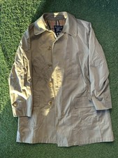 Burberrys Vintage Trenchcoat 