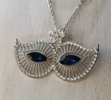 Halskette Anhänger Venezianische Maske 6,5 cm silberfarben blau Glitzersteine