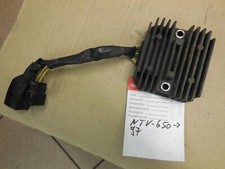 Honda NTV 650 RC33 Regler