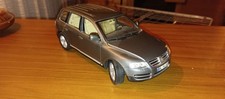 VW Touareg 1:18 modellauto