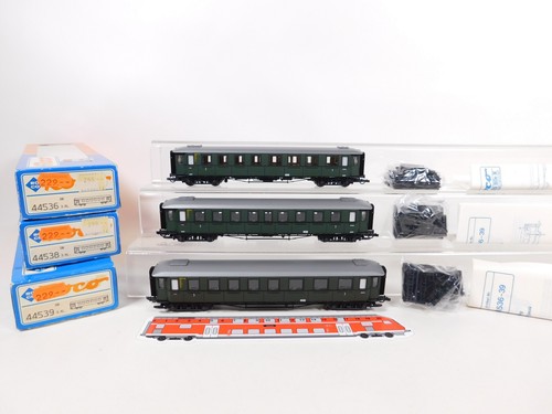 Roco passenger car db - dc,