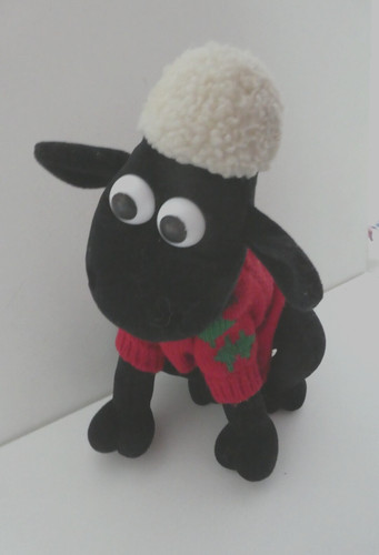 Shaun das schaf sitzend - schaf,