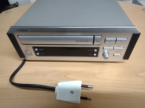 Yamaha e100 tapedeck - ,