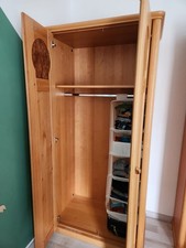 Kleiderschrank (Erle-F.)