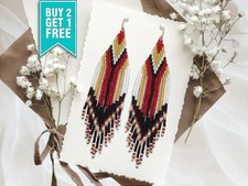 Boho Perlen Fransen Ohrringe: Rot, Gold, Schwarz Ombre Ohrhänger