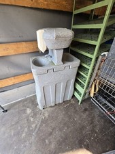 Mobiles doppeltes Handwaschbecken Camping Outdoor Spülbecken mit Fußpumpe GRAU