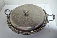 23NV - SCHALE MIT DECKEL - seltsame Punzen - sehr dekorariv - silberfarben -