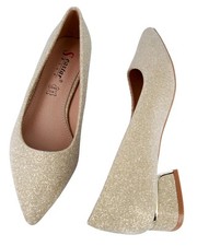 ELEGANTE BALLERINAS MIT ABSATZ