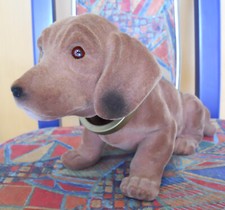 Wackeldackel 30 cm Wackel Figur Wackelkopffigur Hund Dackel fürs Auto - NEU