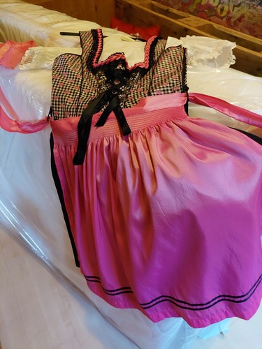 Dirndl trachtenkleid mit bluse - dirndl,