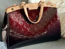 Louis Vuitton (Vernis Brea MM Amarante) Tasche mit Rechnung Bordeaux