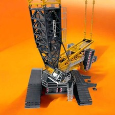 Liebherr LR11000 crawler crane