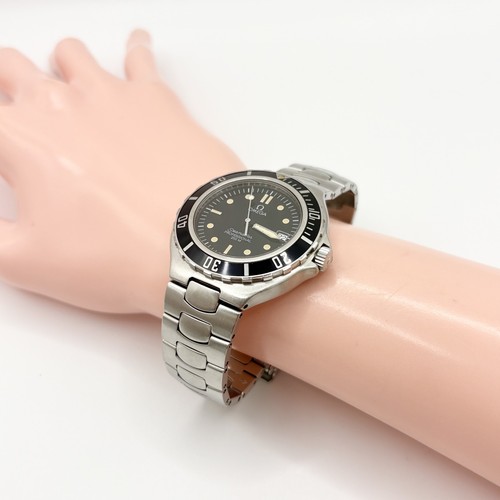 Near mint omega seamaster - mint],