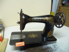 5383.   Alte  Nähmaschine