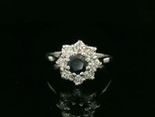 Cluster-Ring 18 kt Weißgold