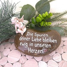 Grabstein mit Schutzengel