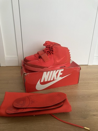 Air yeezy red october - red,