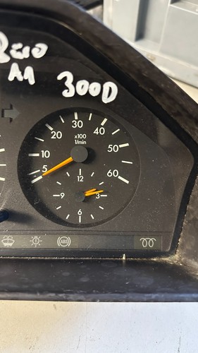 Mercedes w124 300d 1245420516 - w124,