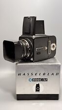 Hasselblad 500cm  C/M mit 80mm F2.8 Carl Zeiss Planar Objektiv schwarz - mit OVP