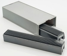 Leitz Wetzlar Stapelbox Aufbewahrungsbox Box Diabox mit 2x 50er Diamagazine