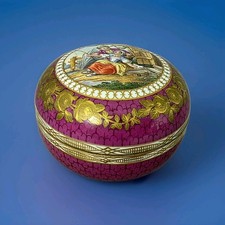 A1592 Dresden Deckeldose