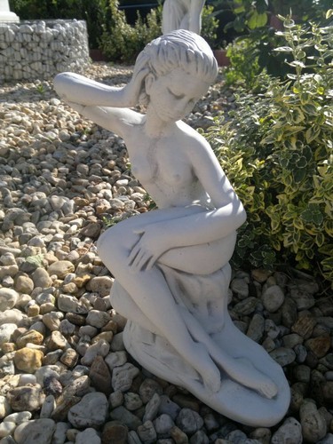 Gartenfiguren jungfrau auf - gartenfiguren,