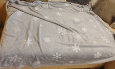 Decke Kuscheldecke Couchdecke 130x180 grau Schneeflocken **NEU**